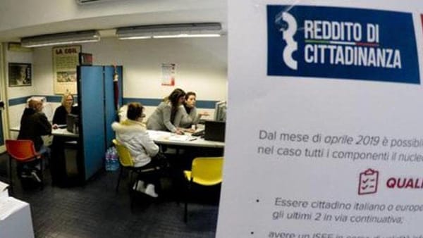 Tra lavori utili e furbetti smascherati: a Terni in 4mila col reddito di cittadinanza, assegno da oltre 500 euro